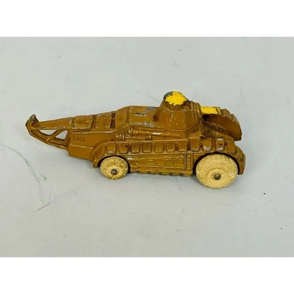 Vintage Barclay toy WW1 Tow Tractor Tank Gun Cannon US Army Car Crew Truck